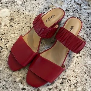 Van Eli Sandals